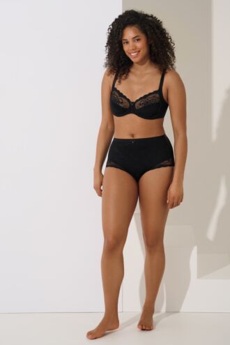 Evelyn Underwired Bra - F, G Cups